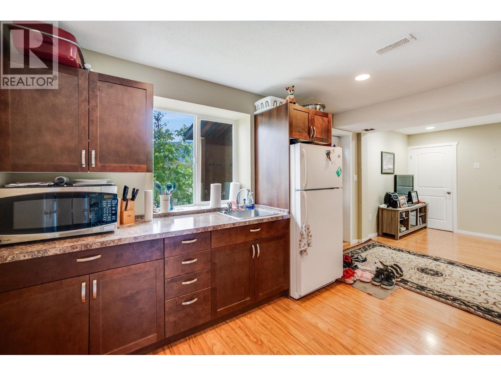 1533 WOODLAND Drive - 38