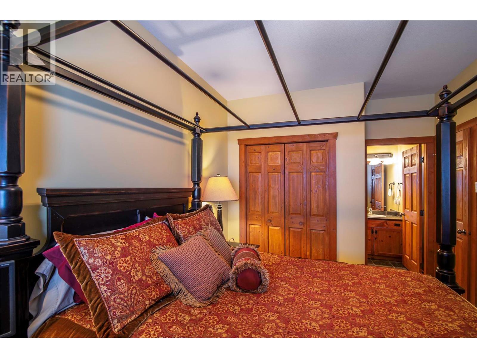 #12 5940 Snowpines Way - 9