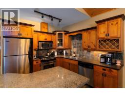 12 5940 Snowpines Way, Big White