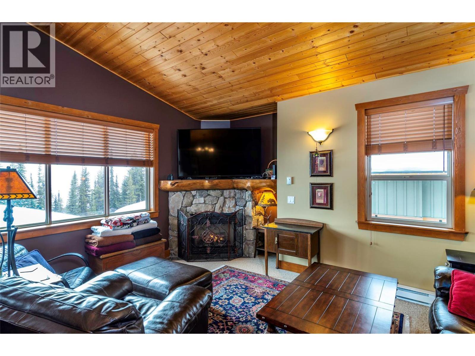 #12 5940 Snowpines Way - 3