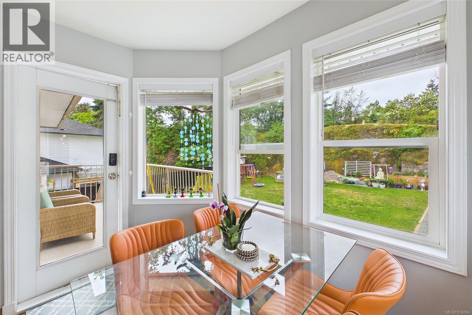 2154 Sun Valley Dr - 33