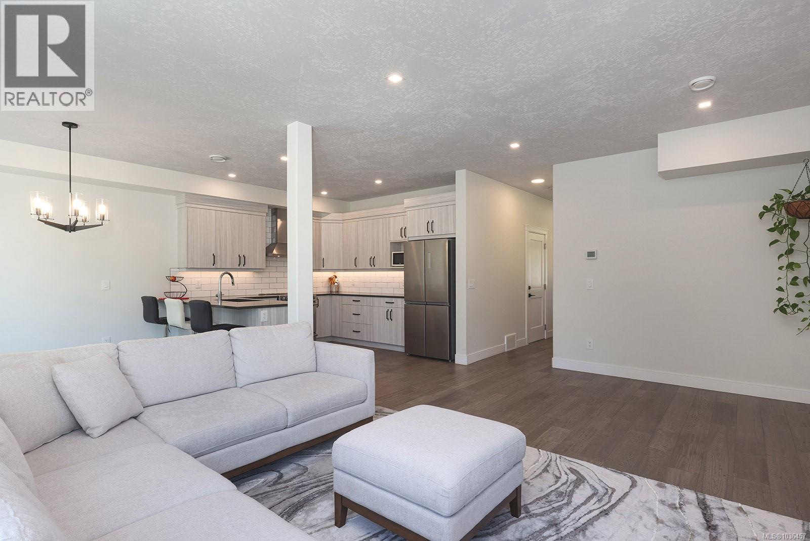 #2B 2800 Arden Rd - 8