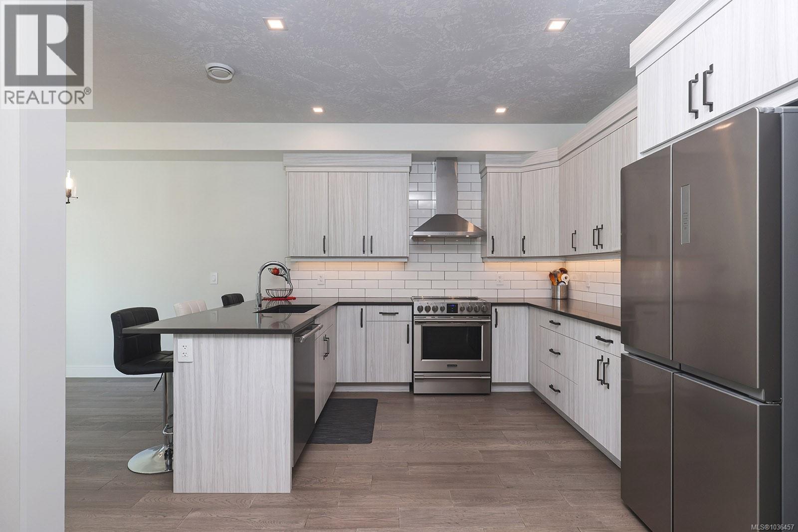 #2B 2800 Arden Rd - 9