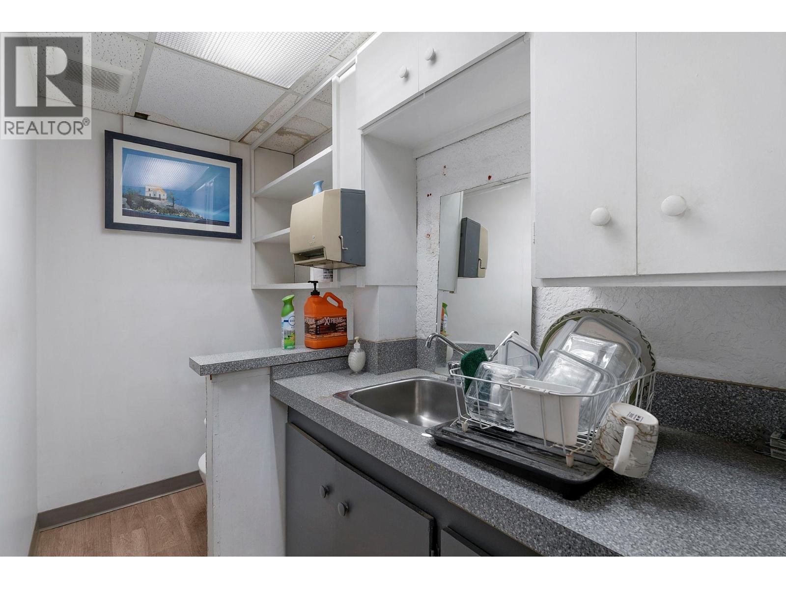 242 Haynes Street, Penticton