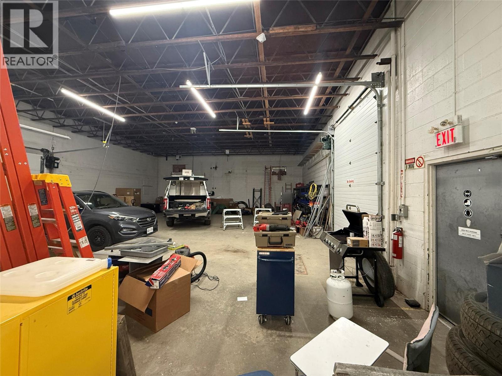  708-710 INDUSTRIAL #3 Road, Cranbrook