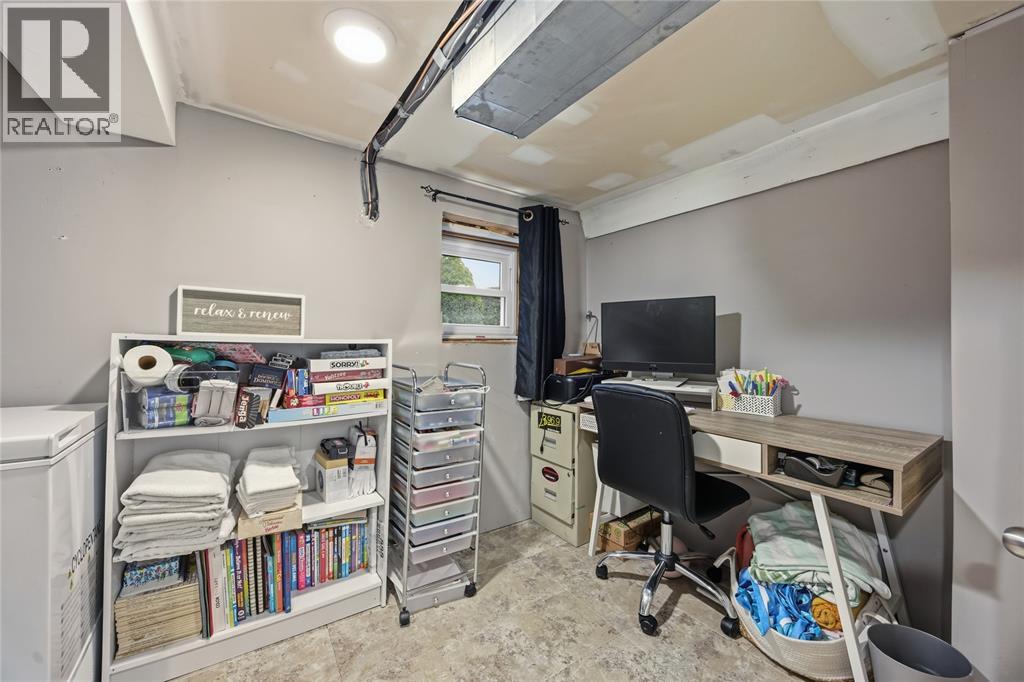615 COPLAND ROAD, Sarnia, Ontario, N7T7B2 — Photo 3