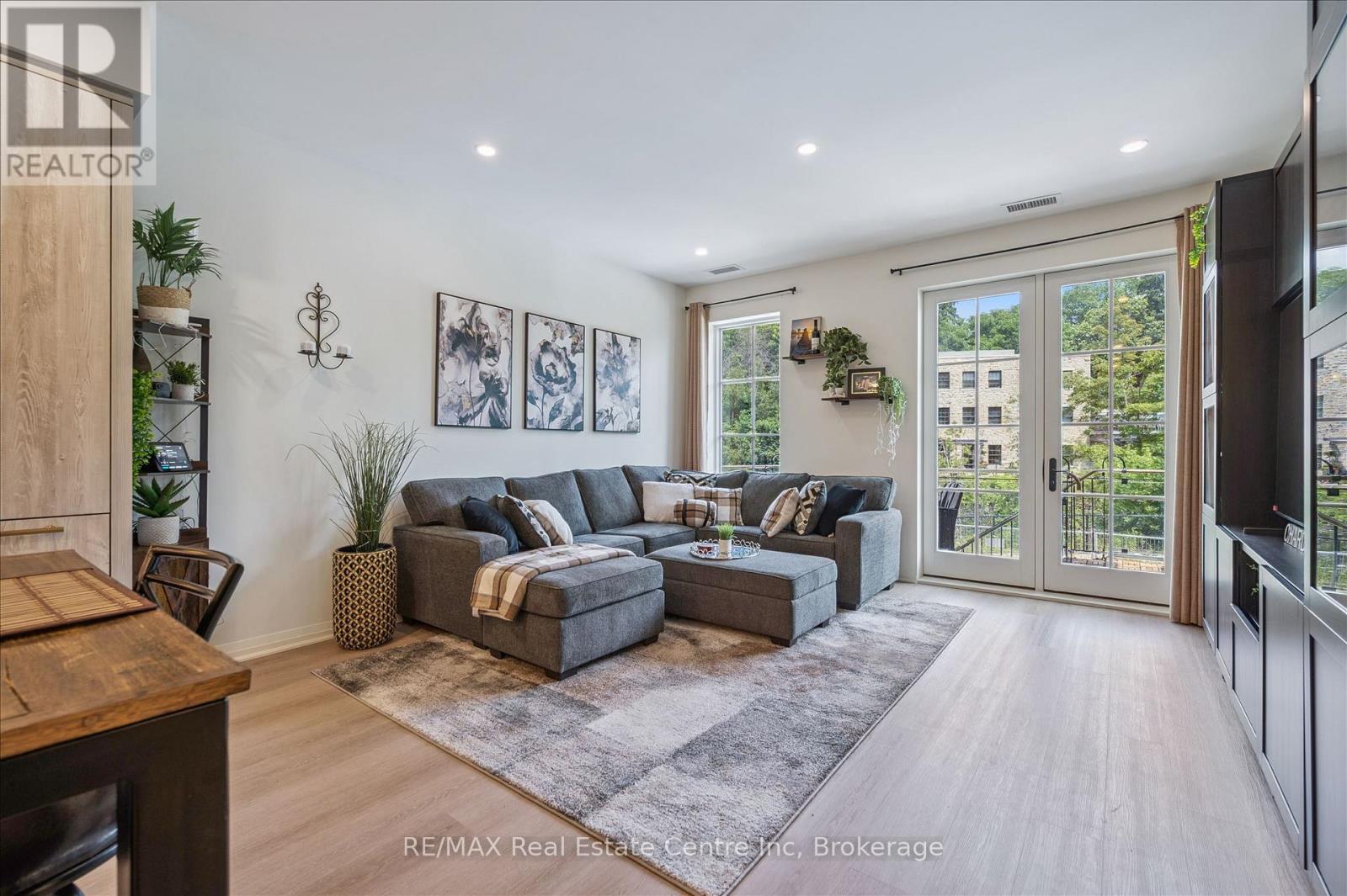 #29 6523 WELLINGTON ROAD 7 - 17