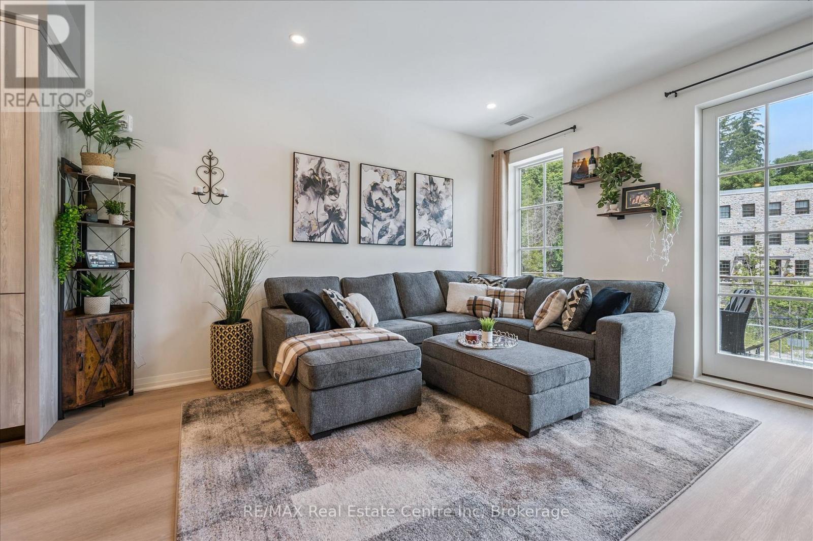 #29 6523 WELLINGTON ROAD 7 - 18
