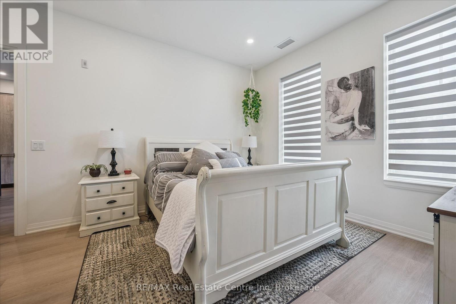 #29 6523 WELLINGTON ROAD 7 - 26