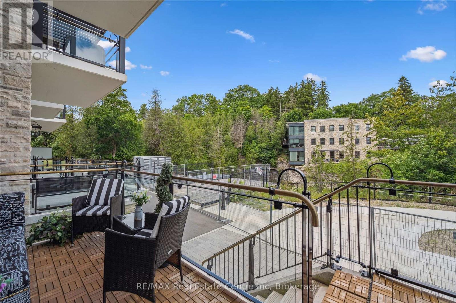 #29 6523 WELLINGTON ROAD 7 - 5