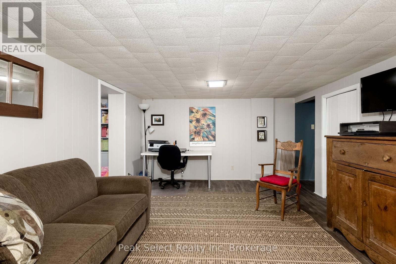 353 QUEEN STREET E - 29
