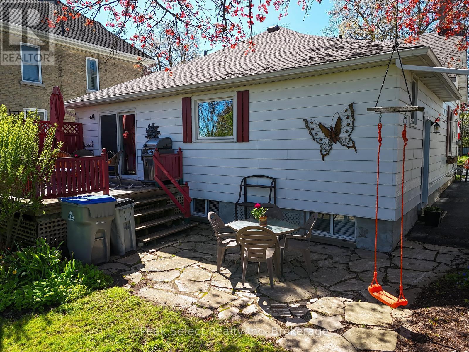 353 QUEEN STREET E - 38