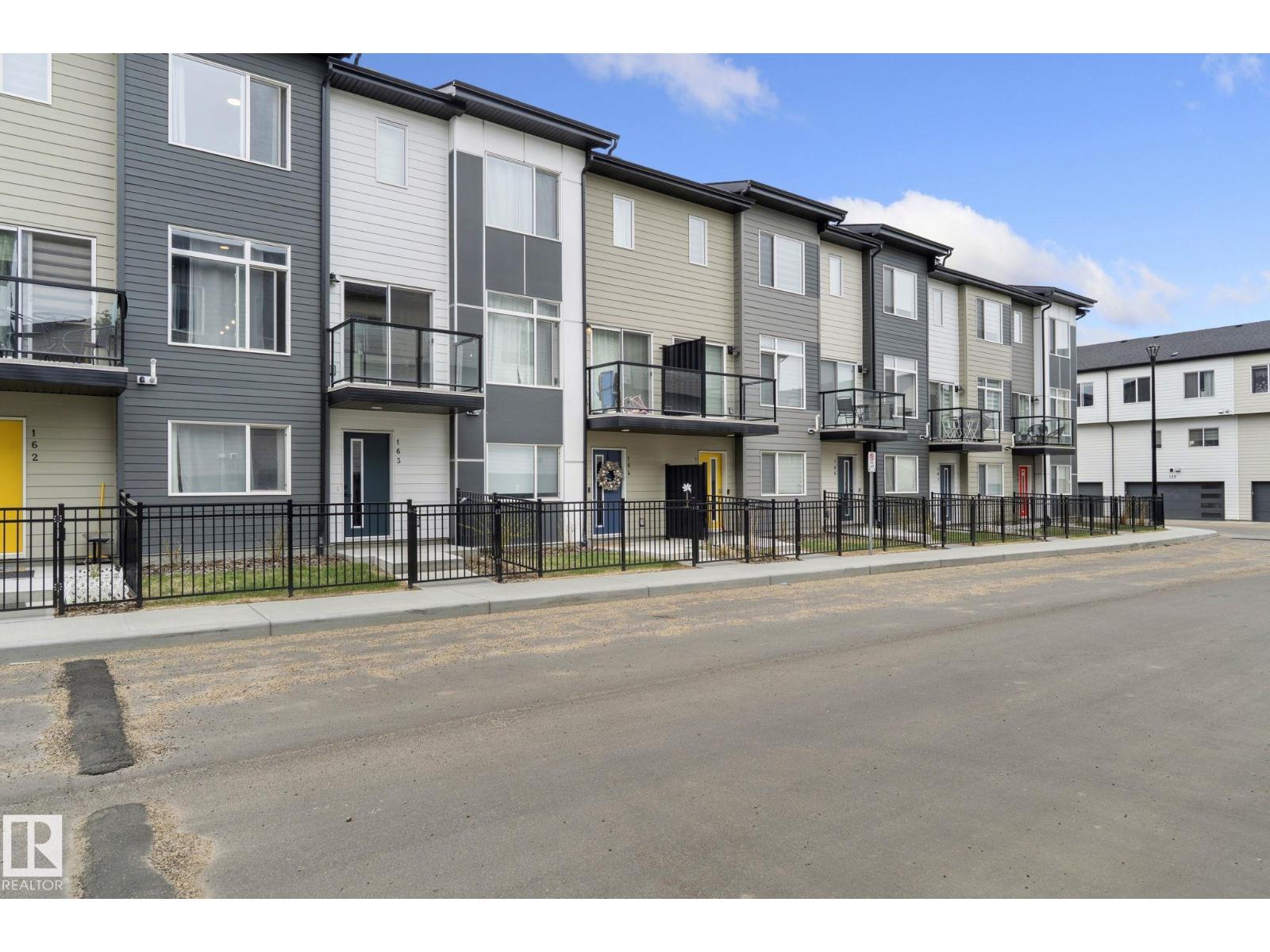 #163 804 WELSH DR SW - 3