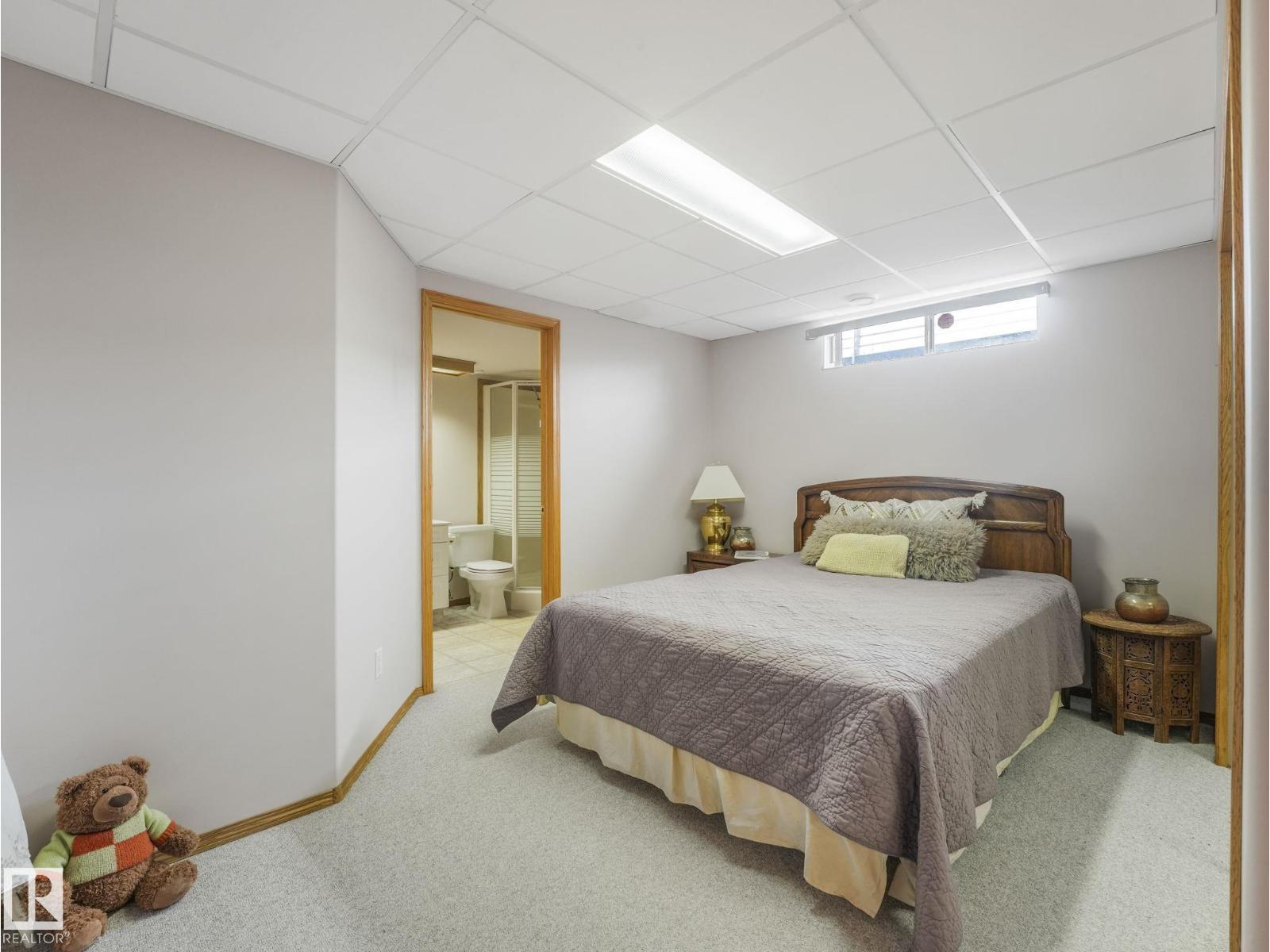 1060 WEDGEWOOD BV NW, Edmonton