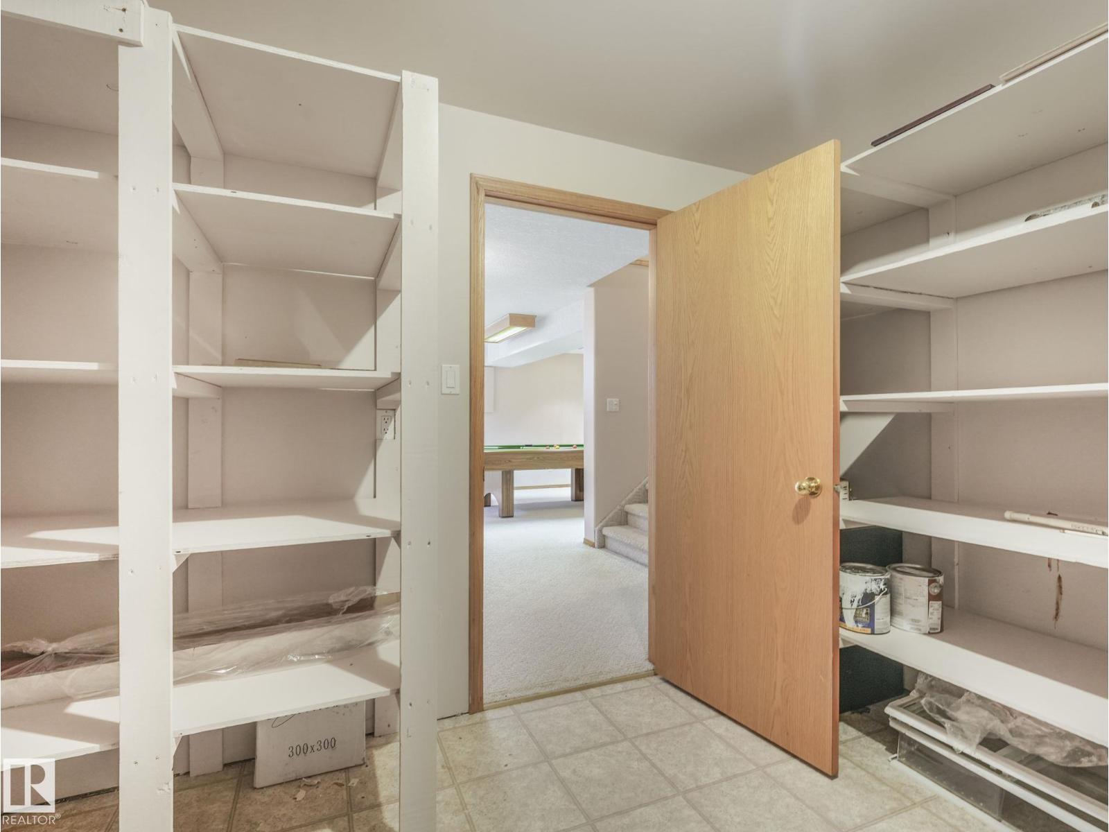 1060 WEDGEWOOD BV NW, Edmonton