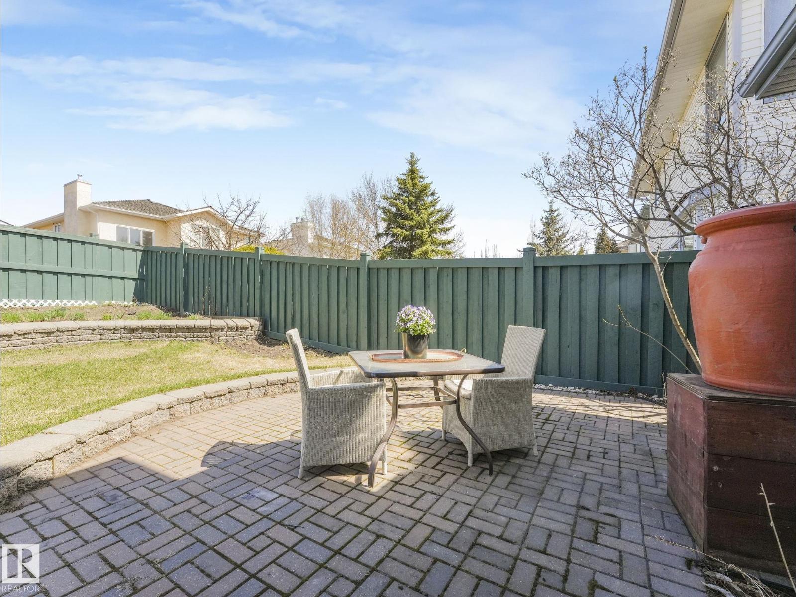 1060 WEDGEWOOD BV NW, Edmonton