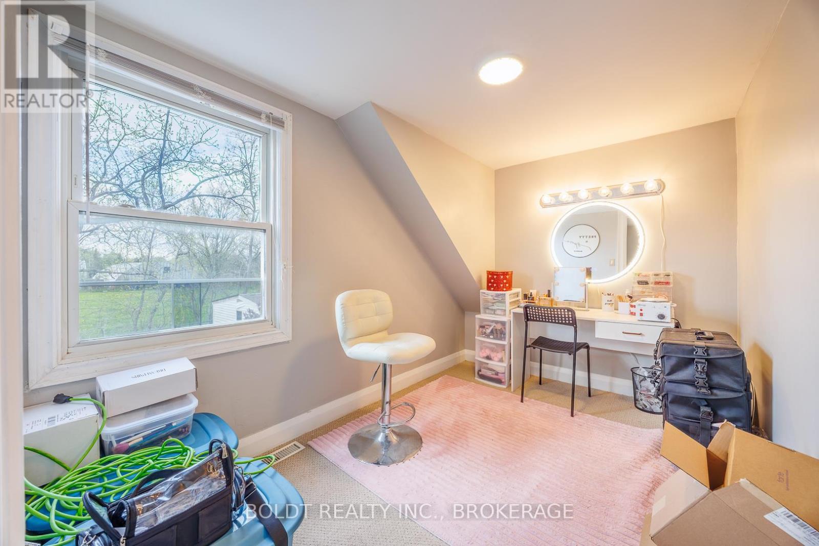 142 CLARA STREET - 17