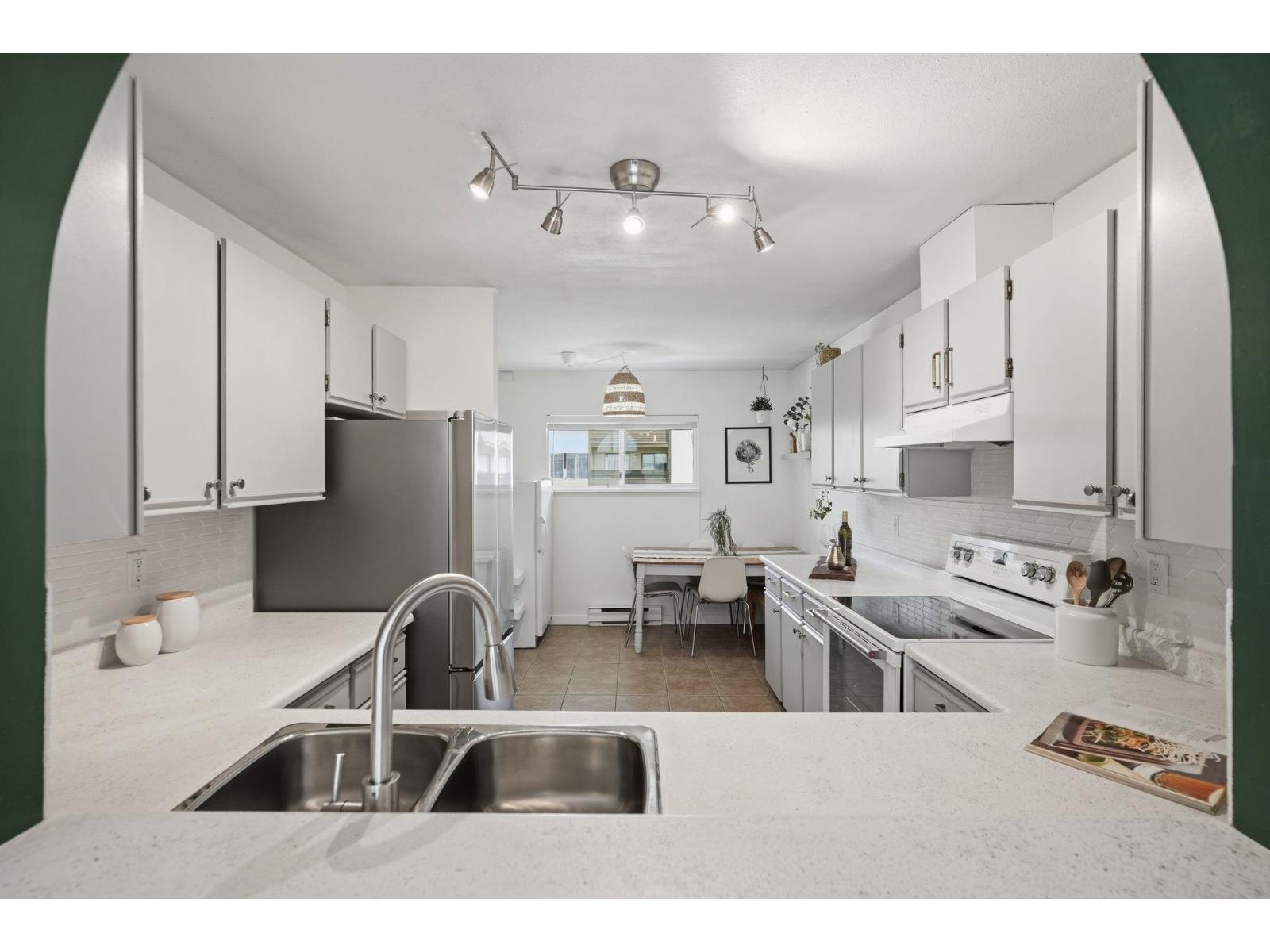 2 Bed, 2 Bath Apartment for Sale in Surrey – 22 10070 137A STREET, Surrey – MLS# R3122241 - Image 8