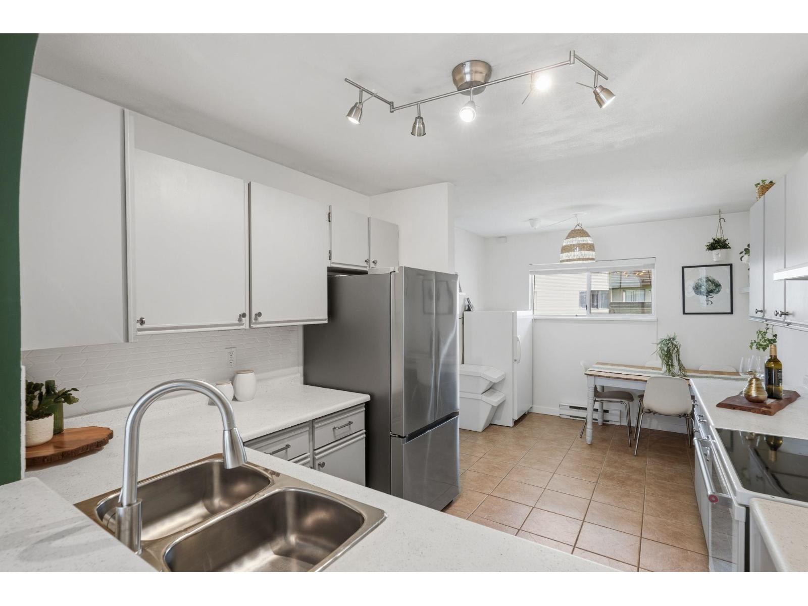 2 Bed, 2 Bath Apartment for Sale in Surrey – 22 10070 137A STREET, Surrey – MLS# R3122241 - Image 9
