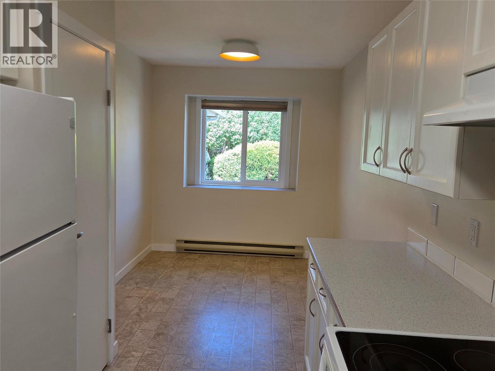 6 815 11th Avenue, Keremeos