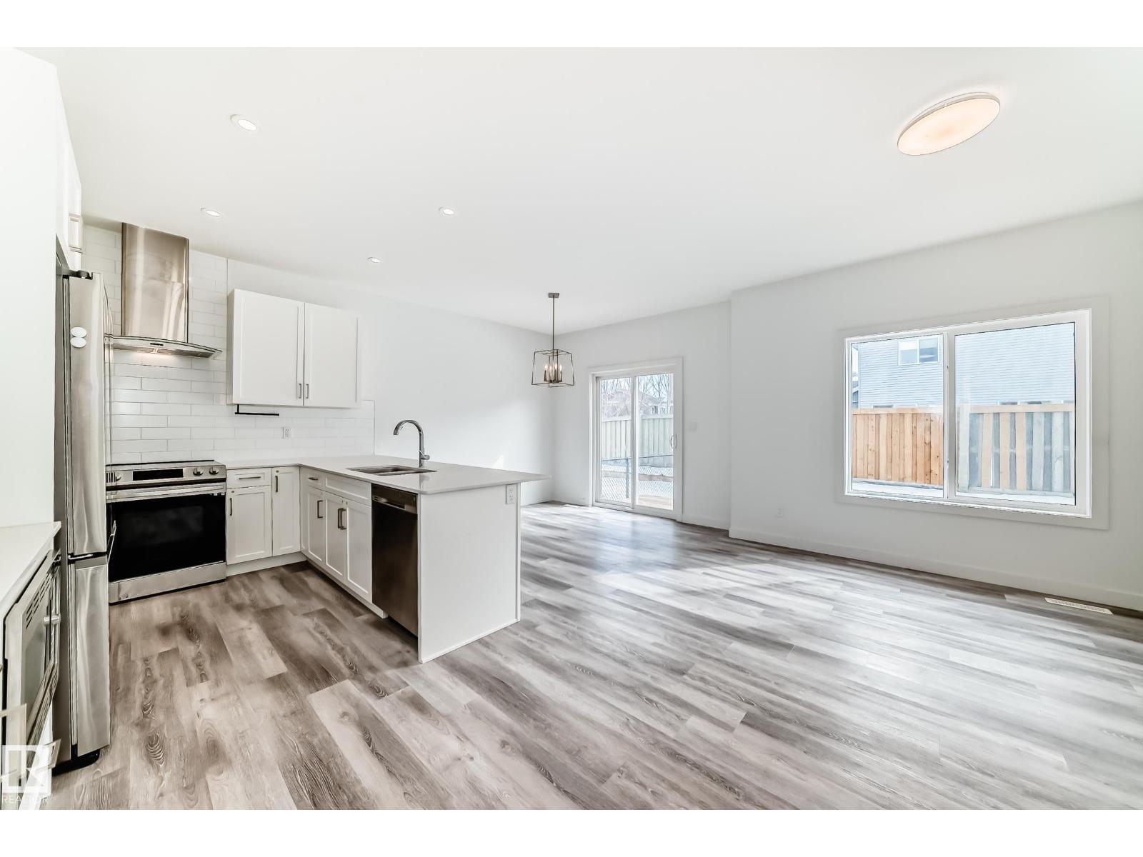 #48 5122 213A ST NW - 11