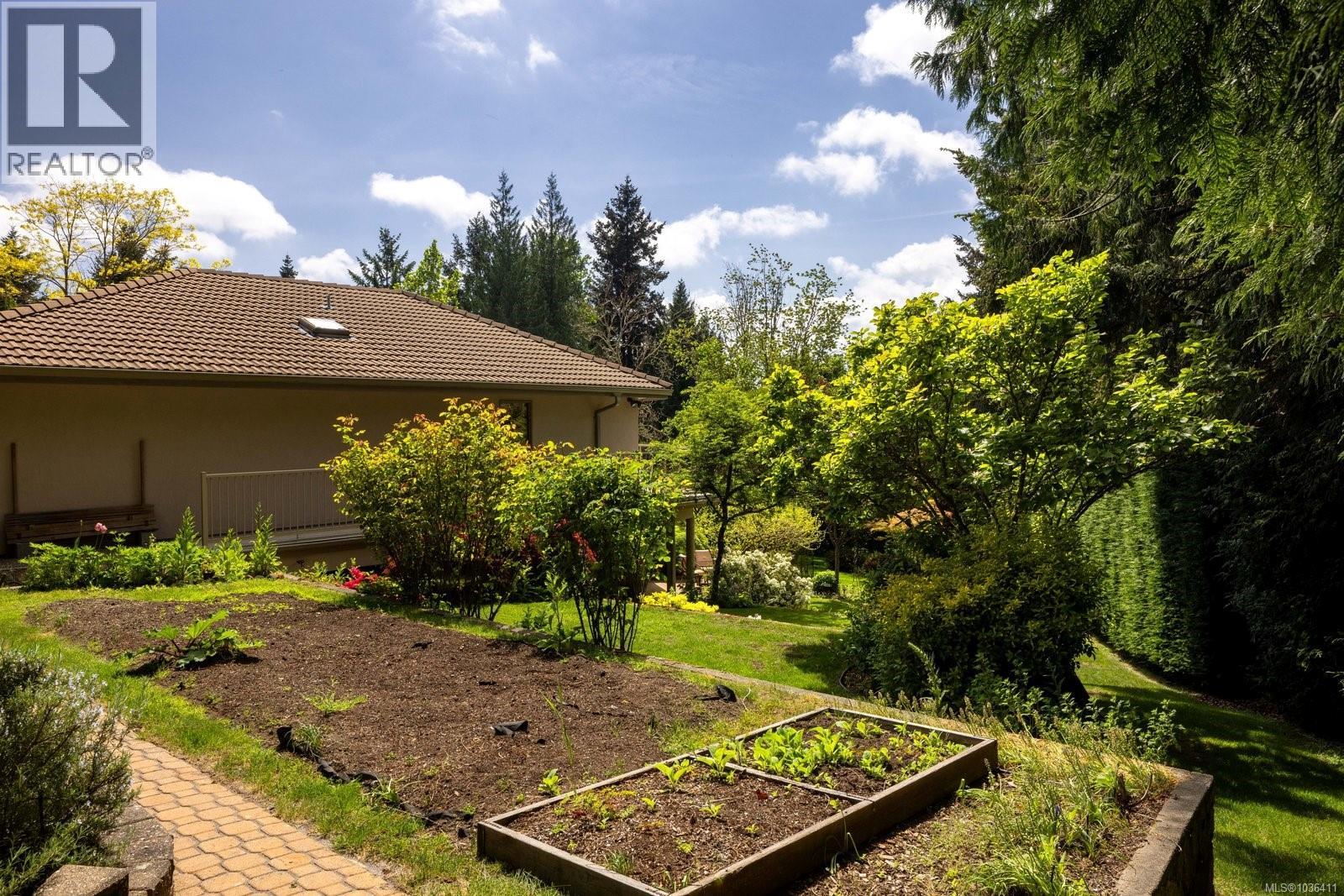 1616 Barkley Pl - 32