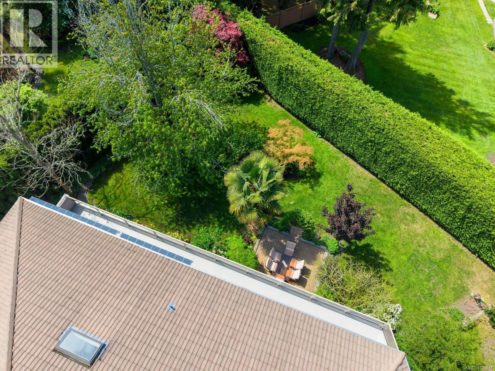 1616 Barkley Pl - 35