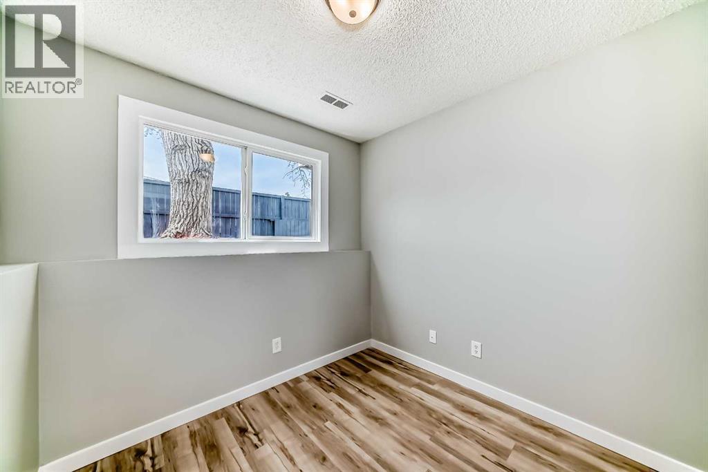 #F 903 44 Street SE - 21