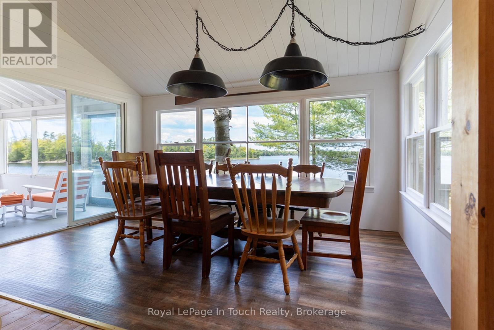 15052 GEORGIAN BAY SHORE - 15
