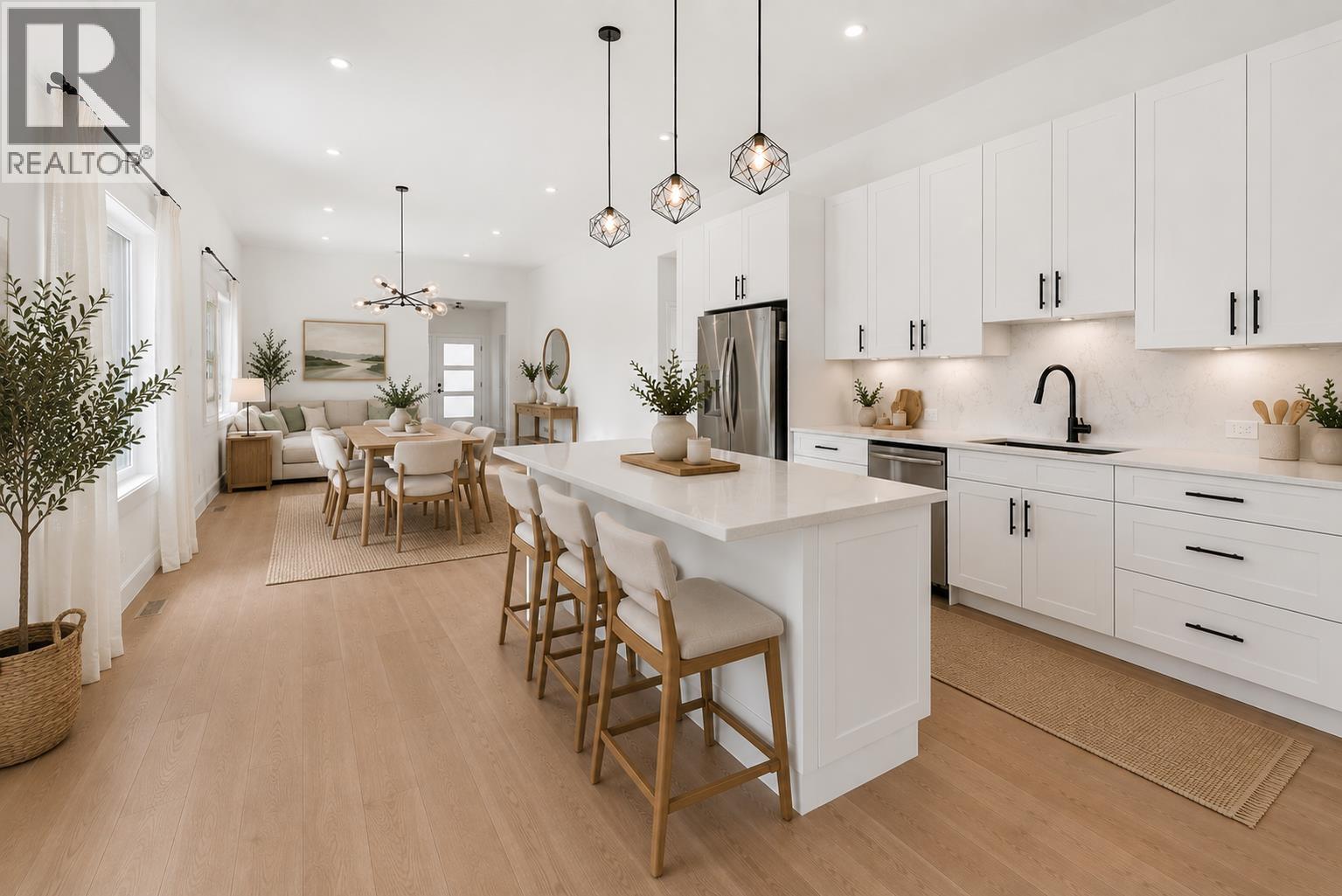 5416 STELLAR WAY, Sechelt