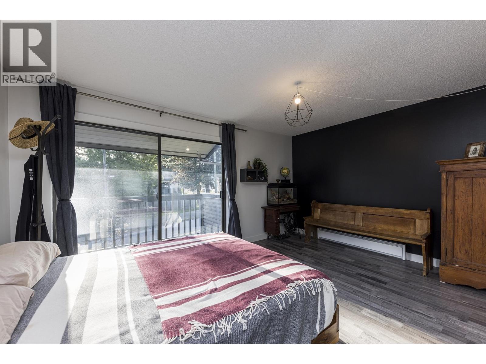 3132 LONSDALE AVENUE, North Vancouver