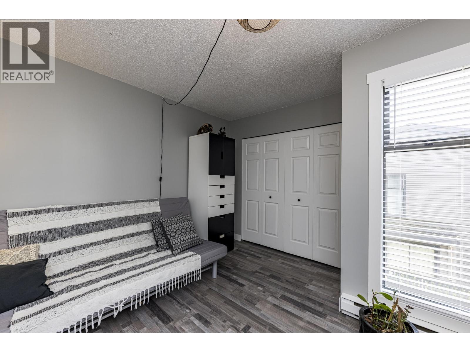 3132 LONSDALE AVENUE, North Vancouver