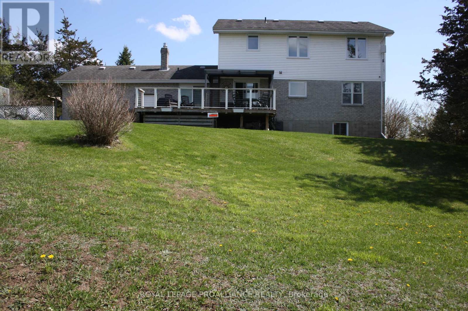 61 SILLS ROAD - 39