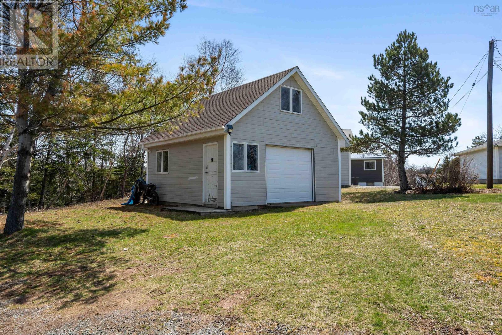 #4 Tupper Court - 49