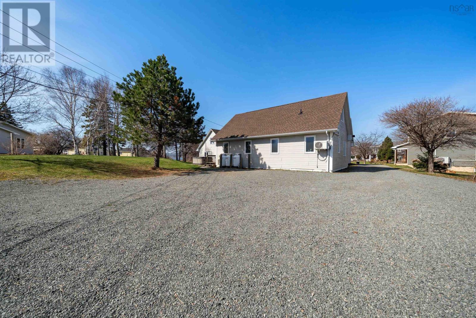 #4 Tupper Court - 8