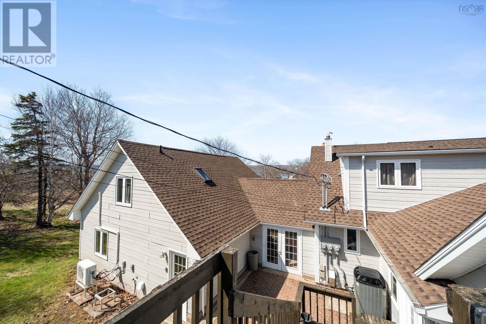 #4 Tupper Court - 48