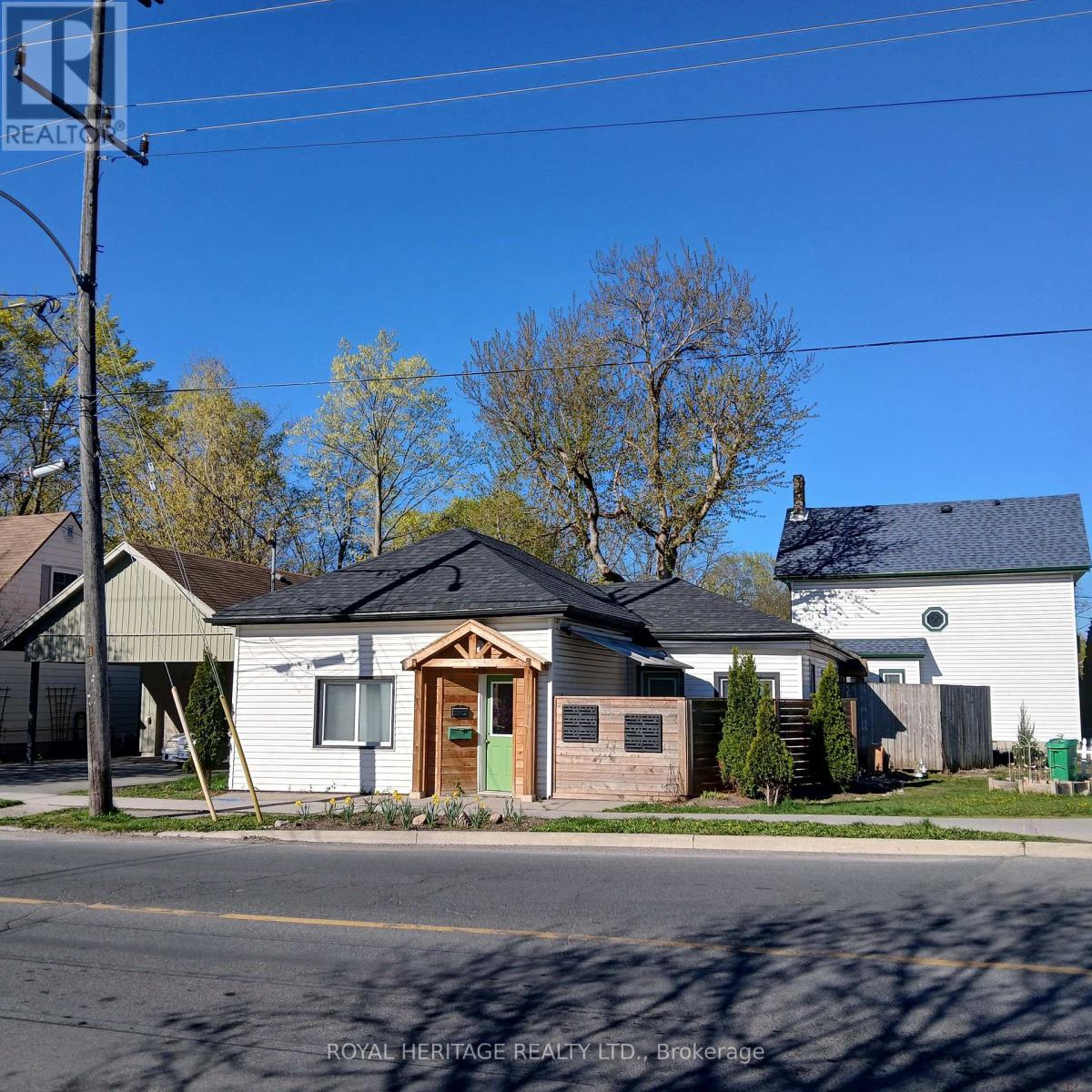 515 PARK STREET N - 1