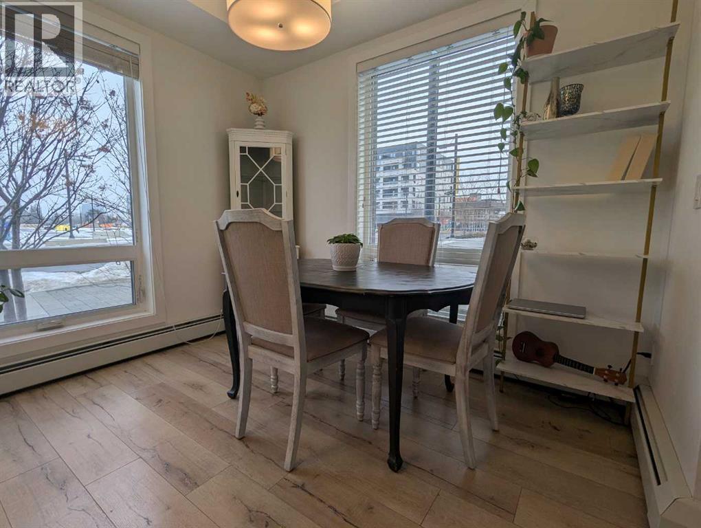 #102 3125 39 Street NW - 6