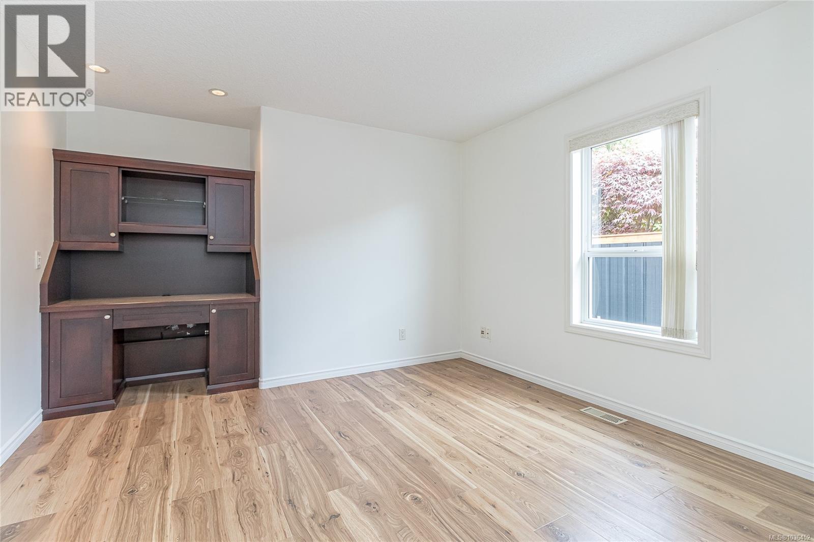 4024 Valewood Dr - 27