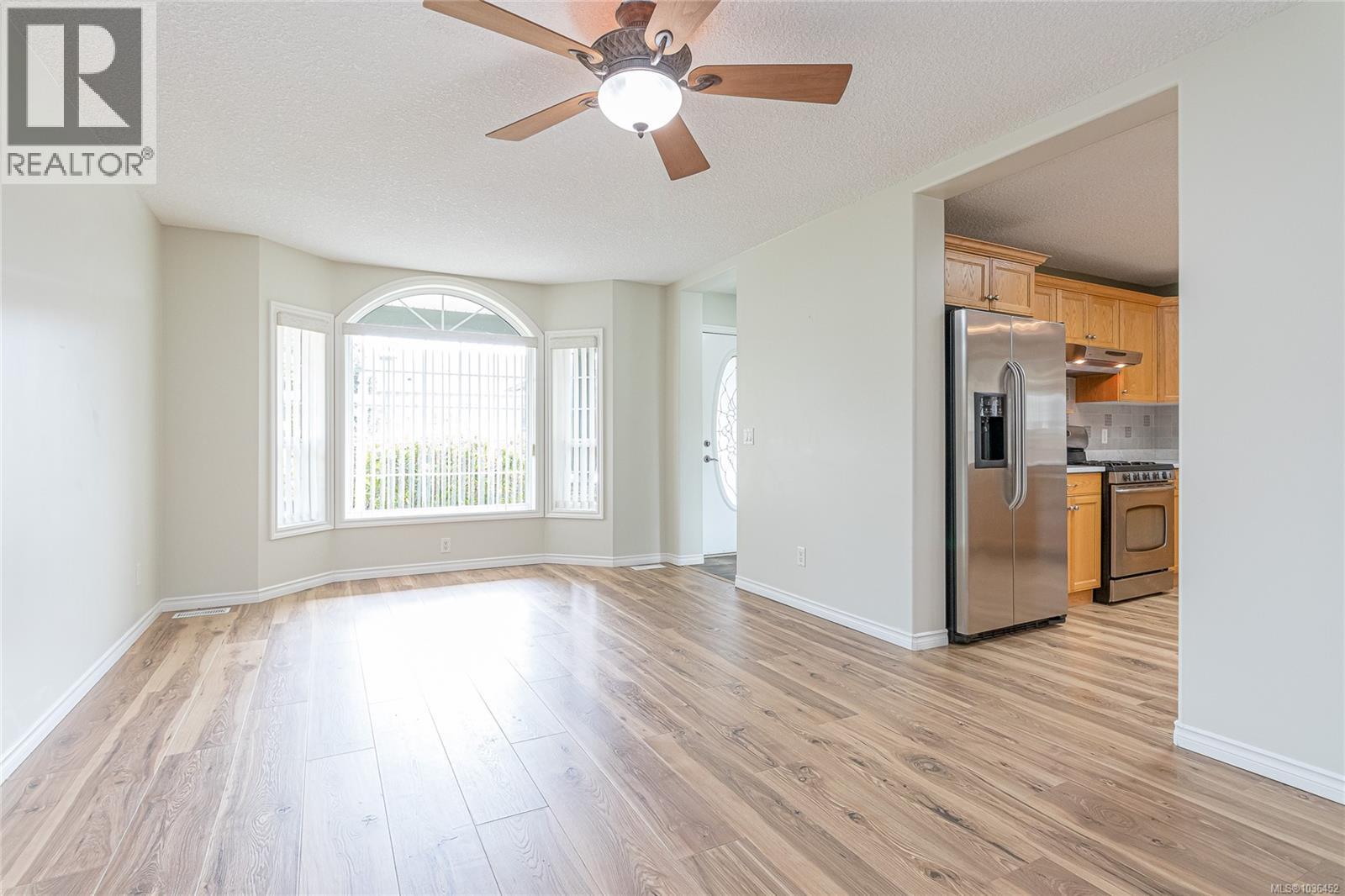 4024 Valewood Dr - 6