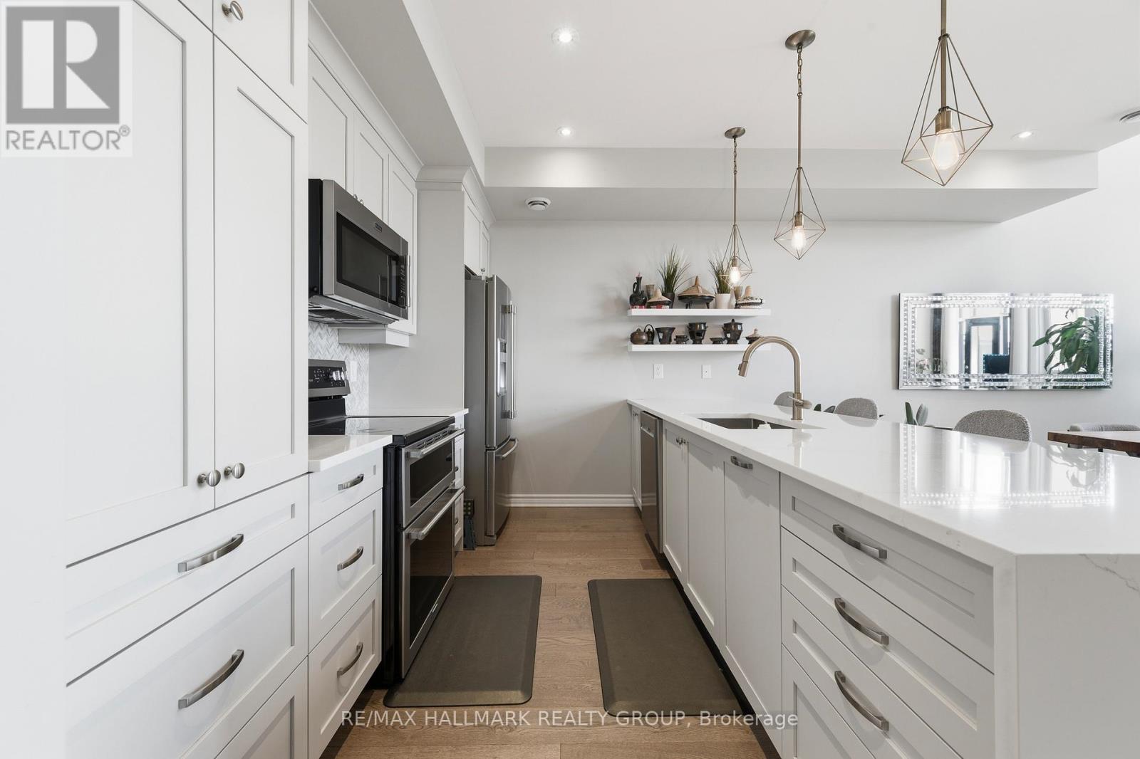 #92 264 PEMBINA PRIVATE - 18