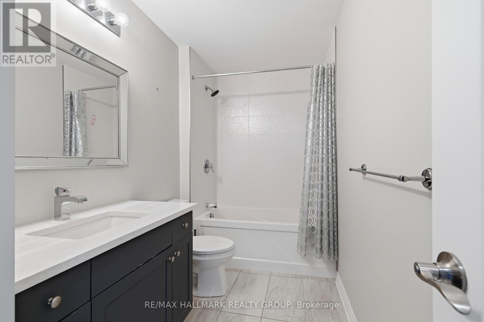 #92 264 PEMBINA PRIVATE - 26