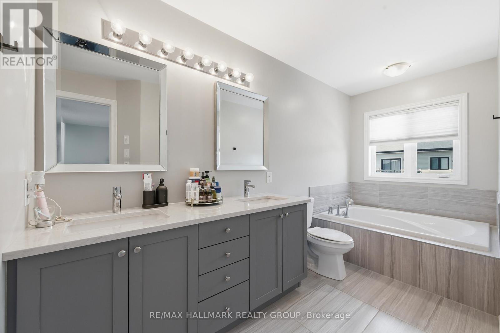 #92 264 PEMBINA PRIVATE - 32