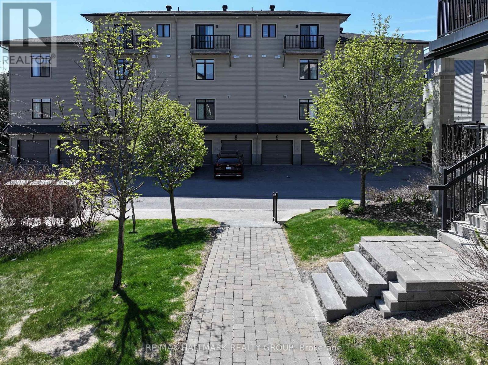 #92 264 PEMBINA PRIVATE - 36