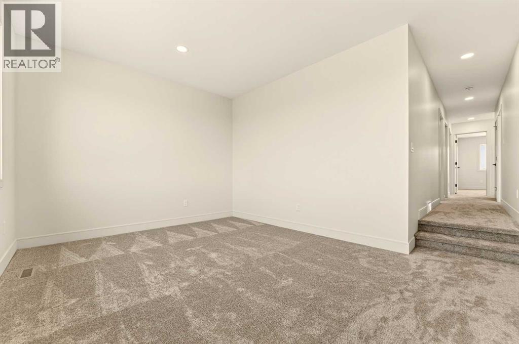 3105 44 Street S - 40