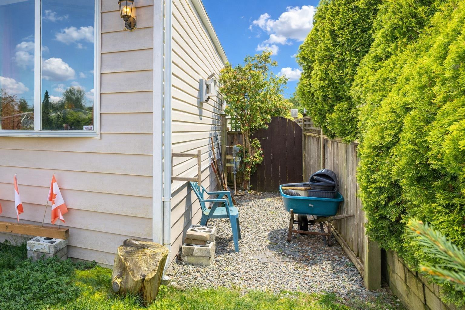 2058 CUMBRIA DRIVE, Surrey