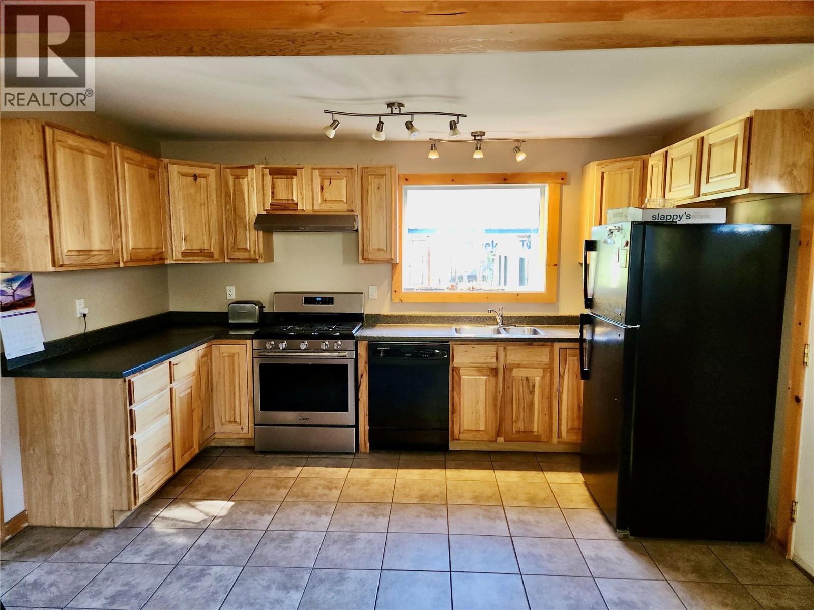 1017 Hume Street - photo 2