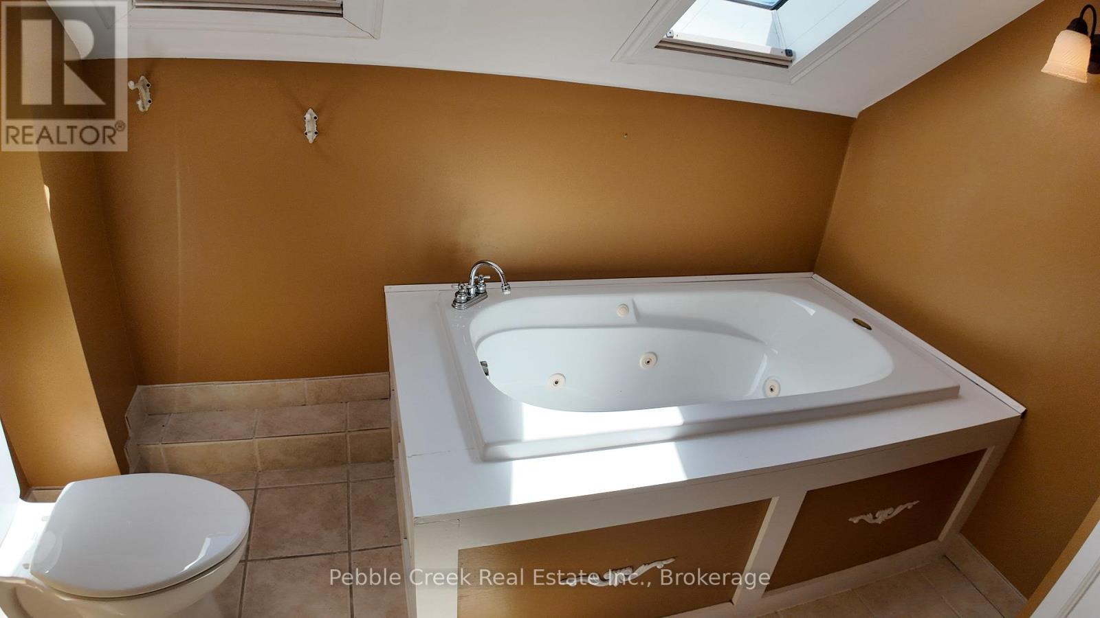 109 NAPIER STREET - 9