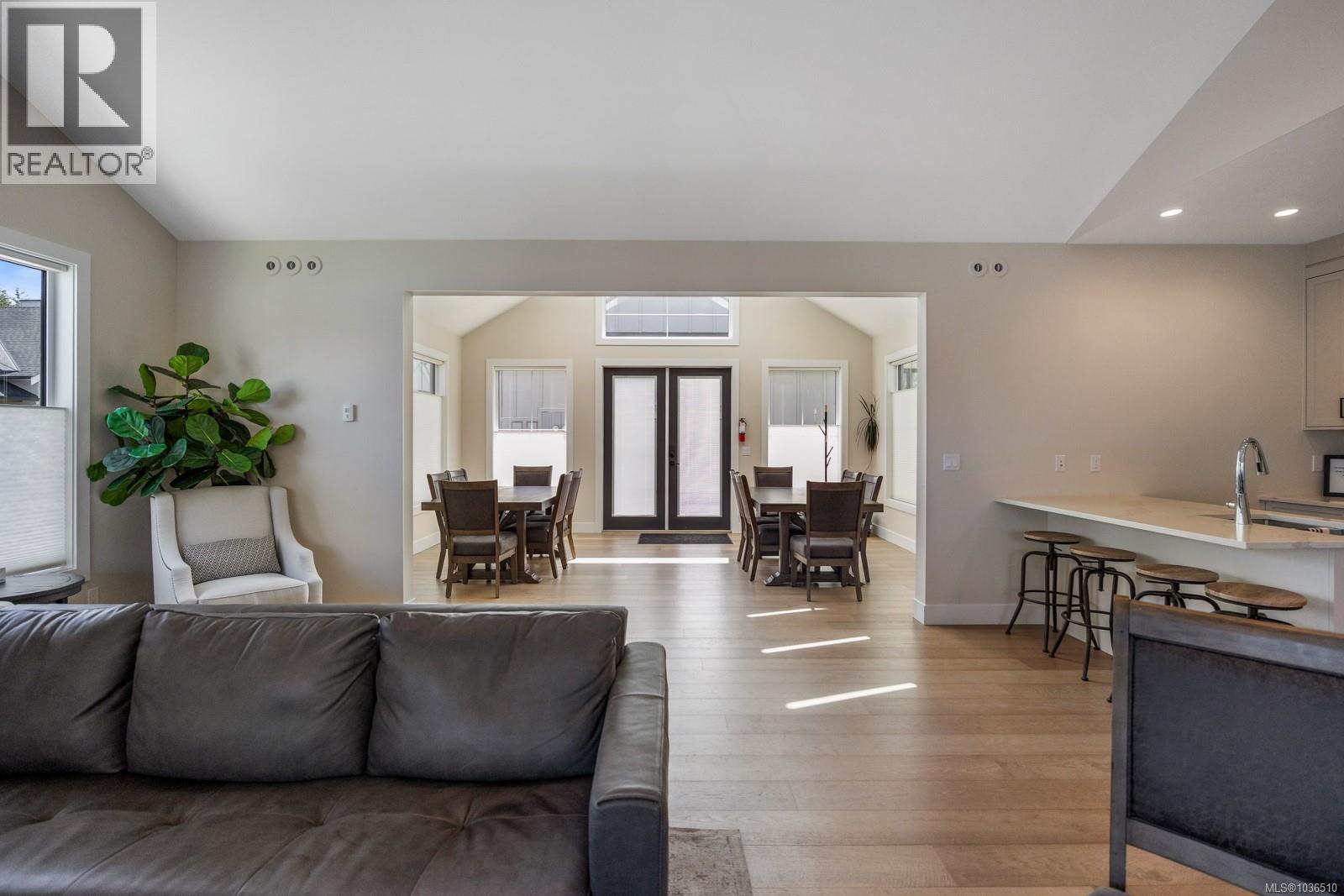 #124 4098 Buckstone Rd - 43