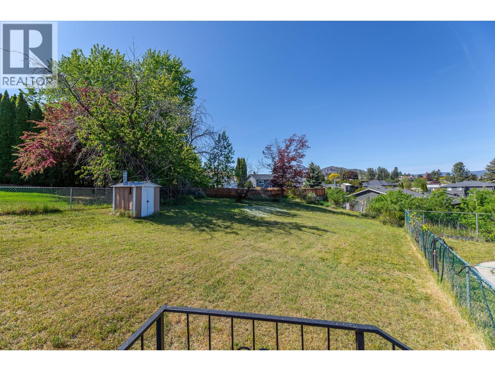 2204 BRIDGEVIEW Road - 33